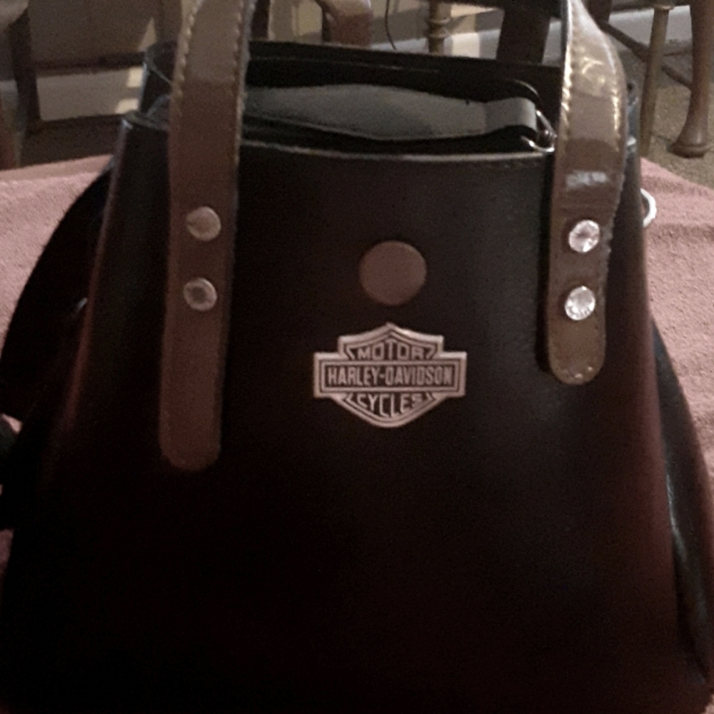 Leather purse